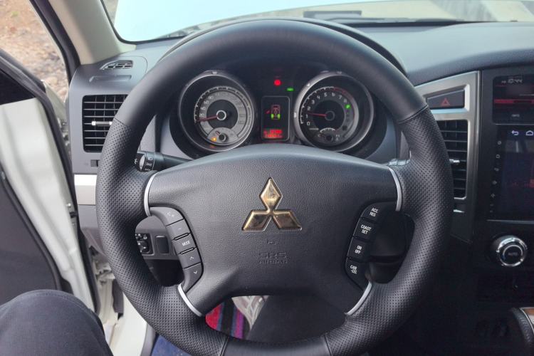 Used Mitsubishi Pajero 2019 3.0L Automatic Standard Edition
