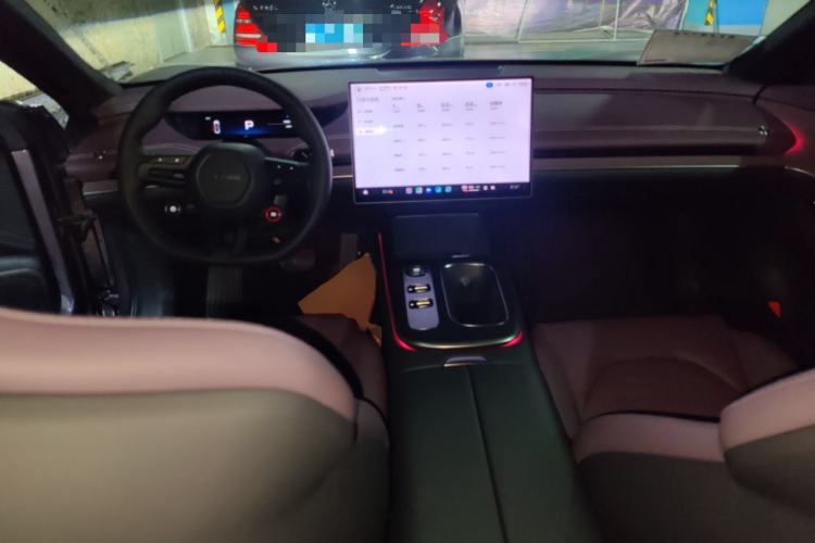 Used Xiaomi Auto SU7 2024 Rear-Drive Long-Range Intelligent Driving Version
