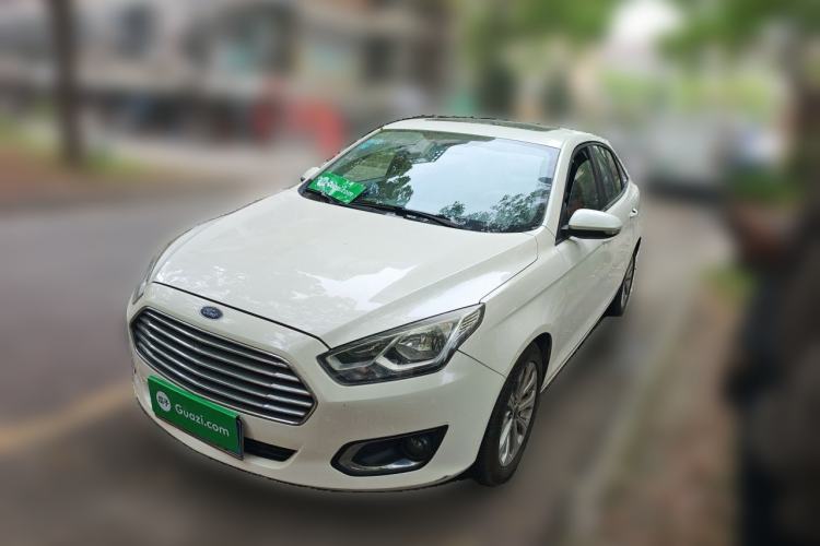Used Ford Escort 2015 1.5L Automatic Fashion Model