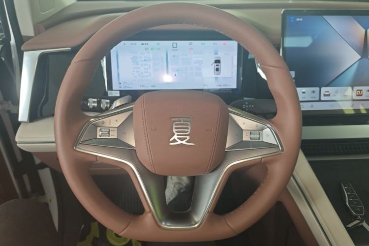 Used BYD Xia 2025 DM-i 1.5T 180km Excellence Model Steering Wheel