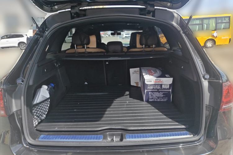 Used Mercedes-Benz GLC 2020 GLC 260 L 4MATIC Dynamic Model
