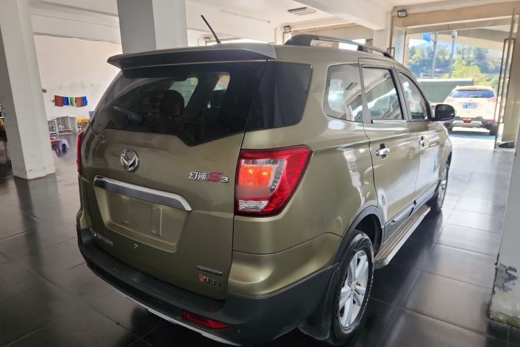 Used HYOSOW S3 2014 1.5L Luxury Version China IV Emission Standard
