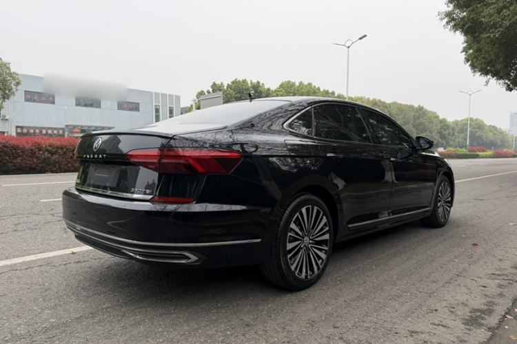 Used Volkswagen Passat 2019 330TSI Luxury Edition China V Standard