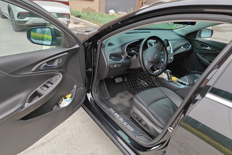 Used Chevrolet Malibu XL 2021 535T Automatic Sport Edition Driver Seat