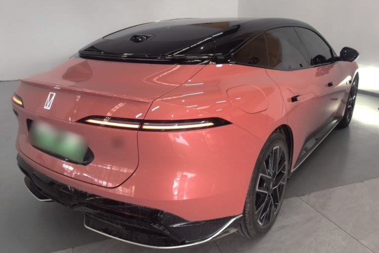 Used Avatr 06 2025 Pro Range-Extended Edition Rear Right 45 Deg