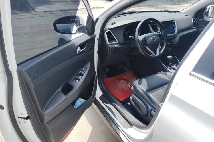 Used Hyundai Tucson 2015 1.6T Dual-Clutch Two-Wheel-Drive Smart Model