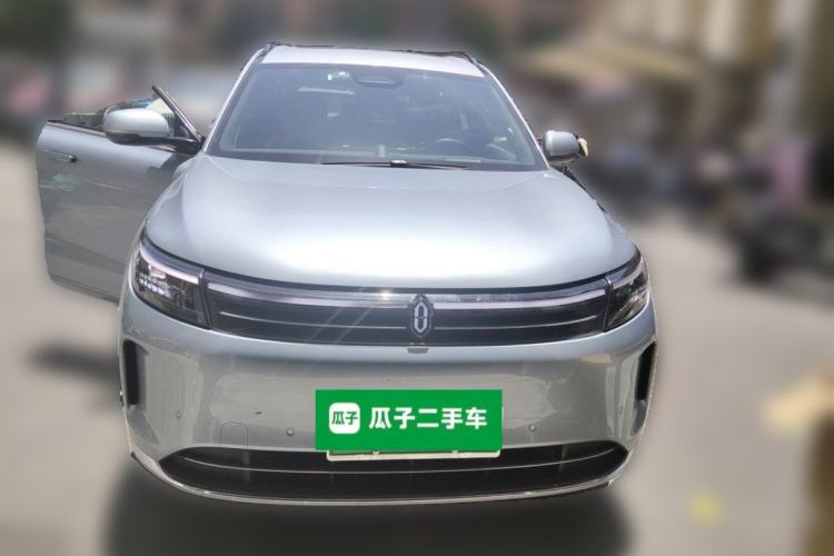 Used Hima AITO M7 2024 1.5T Intelligent Driving All-Wheel Drive Pro Version 5 Seats Ternary Lithium Battery
