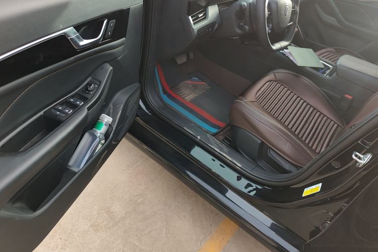 Used Bestune B70 2025 Dragon Edition 1.5T Quality Enjoyment Model
