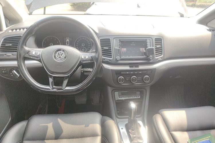 Used Volkswagen Sharan 2018 280TSI Enjoyment Model 7 Seats Center Console