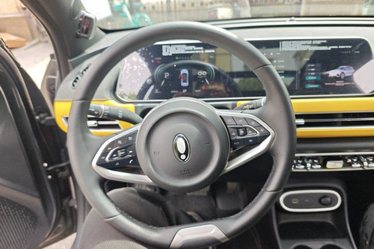 Used ORA Good Cat GT 2024 Mulan Edition 401 km Range Luxury Version 126 kW Steering Wheel