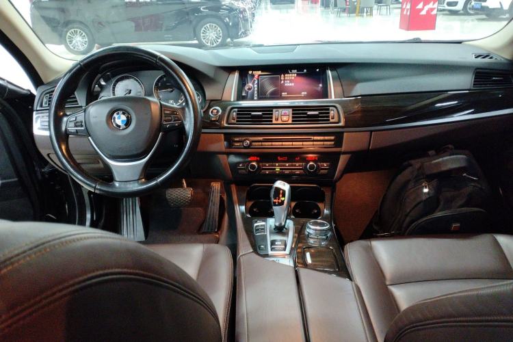 Used BMW 5 Series 2017 525Li Luxury Design Package
