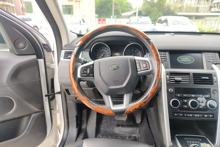 Used Land Rover Discovery Sport 2016 2.0T HSE Steering Wheel