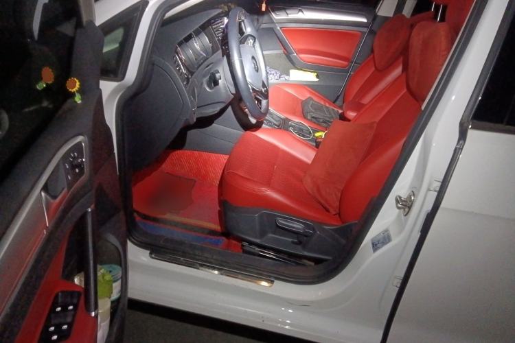 Used Volkswagen Golf 2019 200TSI DSG Comfort & Ambition Edition China VI Standard
