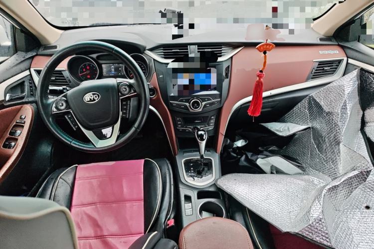 Used BYD G5 2014 1.5TID Automatic Flagship Model