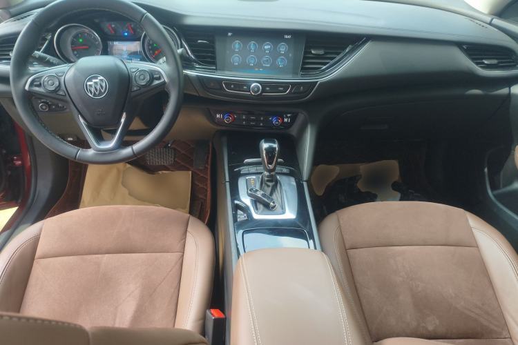 Used Buick Regal 2019 20T Elite Version China VI Standard Center Console