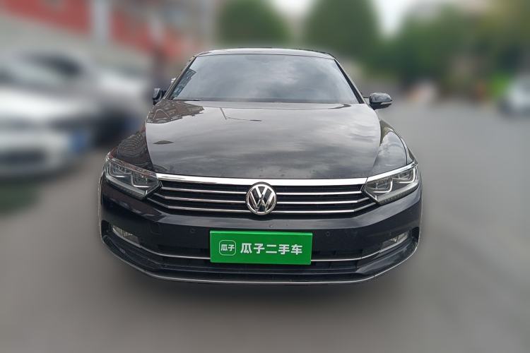 Used Volkswagen Magotan 2017 380TSI DSG Luxury Model
