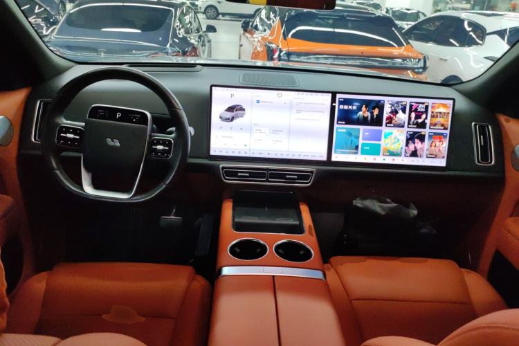 Used Li Auto L9 2023 Pro Model Center Console
