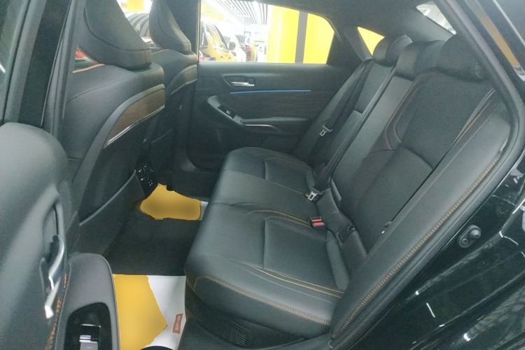 Used Toyota Avalon 2024 Dual-Engine 2.5L XLE Premium Edition