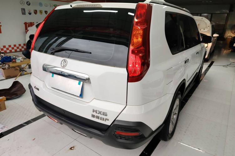 Used Dongfeng Fengdu MX6 2016 2.0L CVT Two-Wheel Drive All-Around Version
