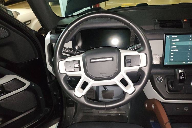 Used Land Rover Defender 2024 110 3.0T P400 X-DYNAMIC HSE
