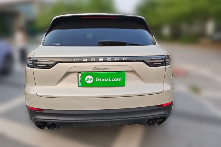 Used Porsche Cayenne E-Hybrid 2021 Cayenne E-Hybrid 2.0T Rear