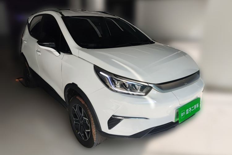 Used BYD Yuan Pro 2023 401KM Luxury Version Front Right 45 Deg