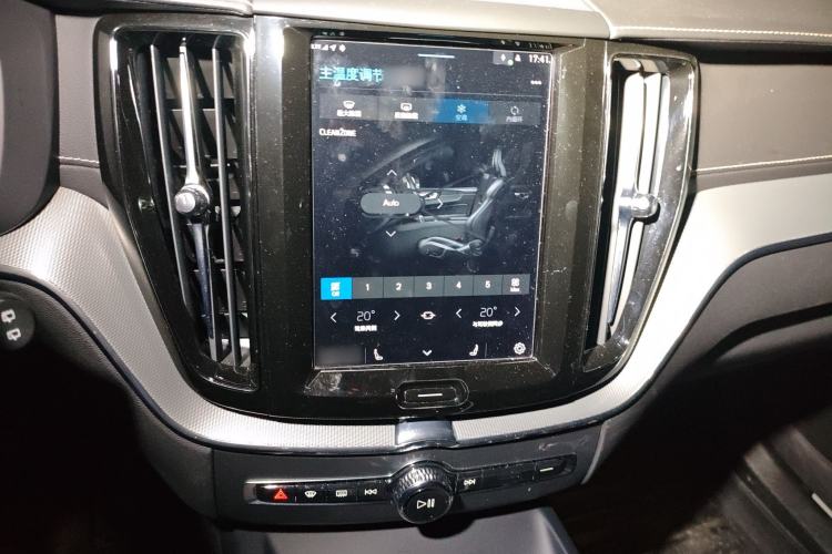 Used Volvo XC60 2022 B5 4x4 Smart & Advanced Sport Edition