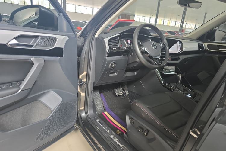 Used Volkswagen Tayron 2020 330TSI Two-Wheel Drive Luxury Smart Connectivity Version
