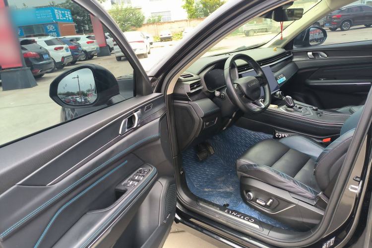 Used Lynk & Co 05 2020 2.0TD Two-Wheel Drive Shine Halo
