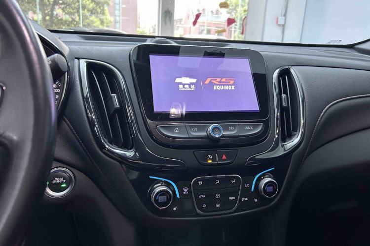 Used Chevrolet Equinox 2021 550T RS Smart Boundary-Pushing Edition
