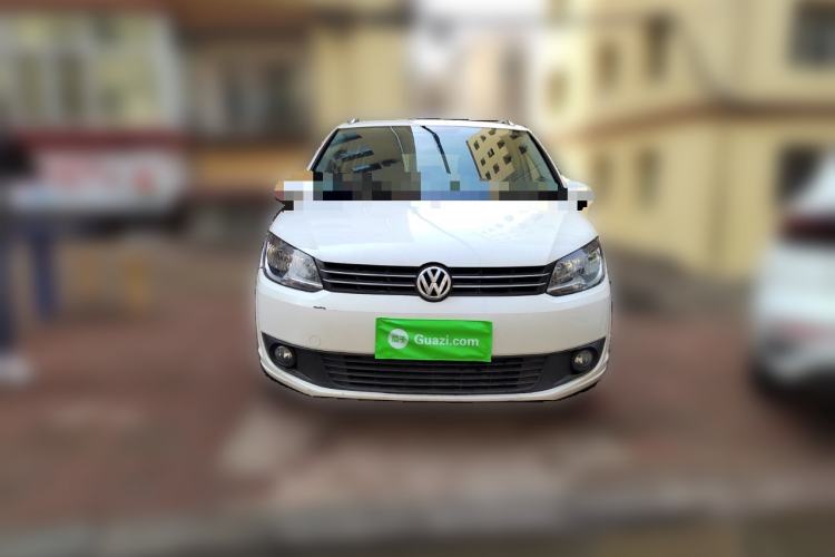 Used Volkswagen Touran 2015 1.4T Manual Fashion Edition 5-Seater Front