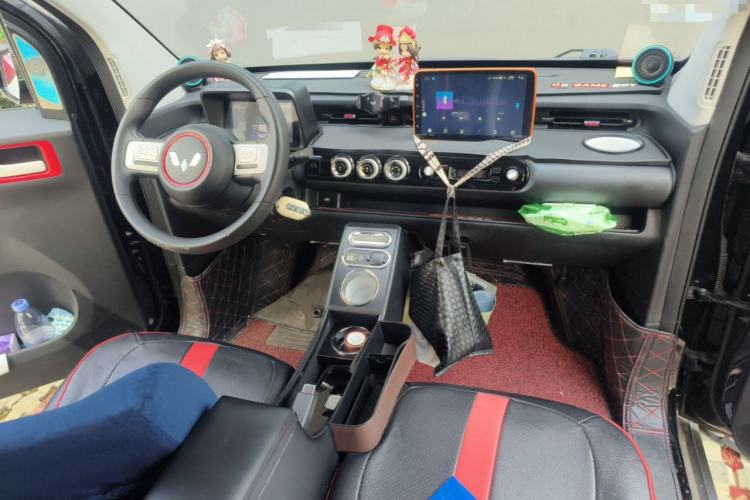 Used Wuling Hongguang MINIEV 2022 GAMEBOY 300km Enthusiast Model with Lithium Iron Phosphate
