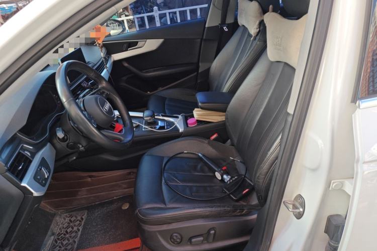 Used Audi A4L 2019 40 TFSI Fashion Edition China VI Emission Standard