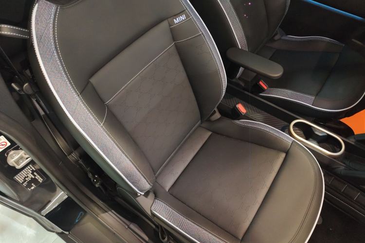 Used MINI Electric MINI COOPER 2024 456km COOPER E Classic Edition