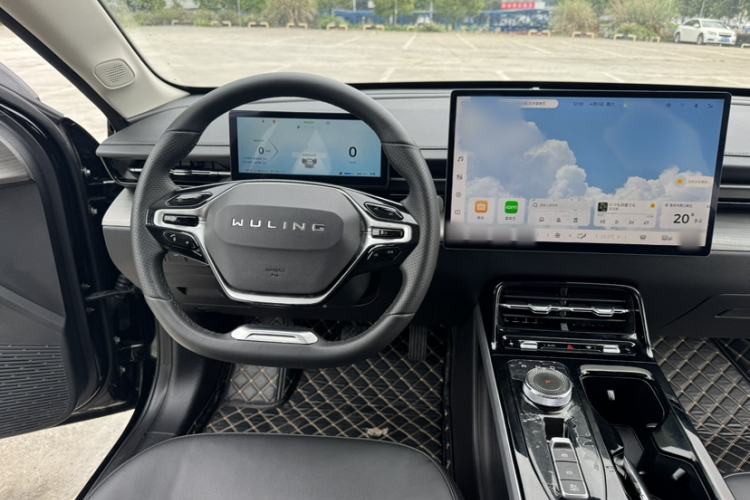 Used Wuling Xingguang 2023 150 Advanced Edition Interior 15