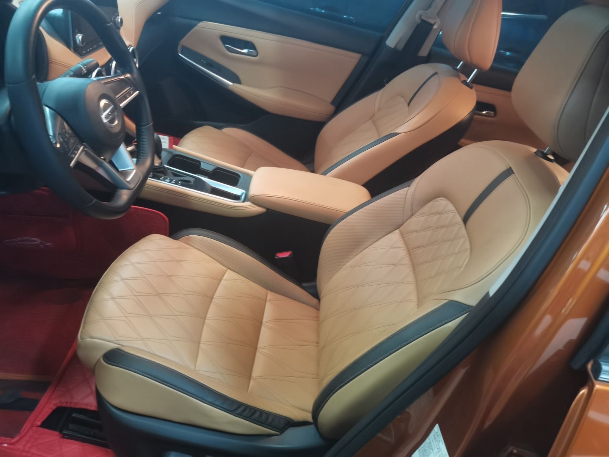 المقاعد الأمامية داخل السيارة