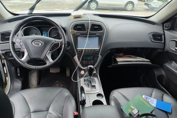 Used GAC Trumpchi GS5 2013 2.0L Automatic Two-Wheel Drive Light Interior Special Edition
