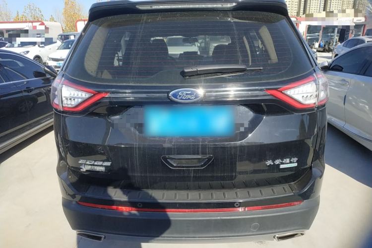 Used Ford Edge 2018 EcoBoost 245 Two-Wheel-Drive Titanium 5-Seater China VI Standard
