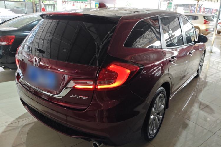 Used Honda Jade 2017 1.8L automatic Comfort version 5 seats Rear Right 45 Deg