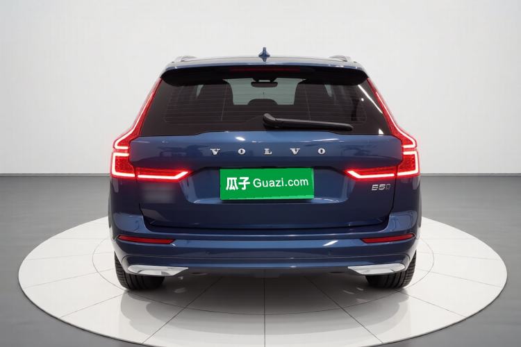 Used Volvo XC60 2023 B5 4x4 Smart Luxury Edition