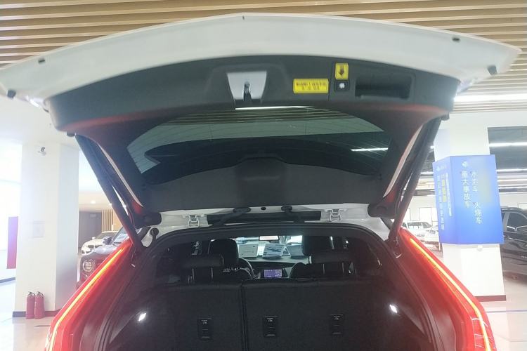 Used Cadillac XT4 2018 28T Two-Wheel Drive Leading Version