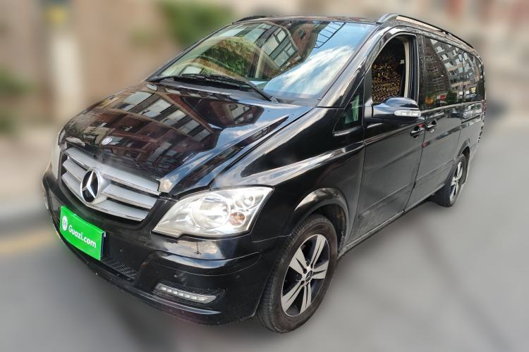 Used Mercedes-Benz Viano 2010 2.5L Luxury Edition