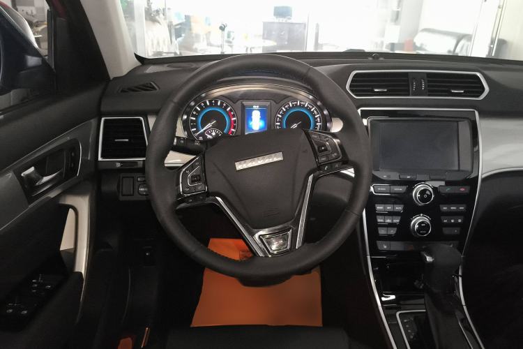 Used Haval H2 2017 Red-Label 1.5T Automatic Two-Wheel Drive Luxury Model