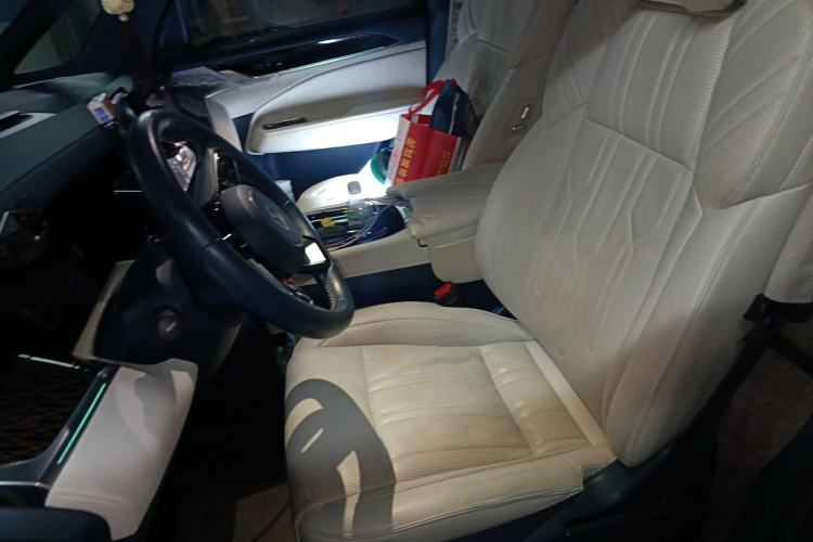 Used Zeekr 009 2022 WE Edition
