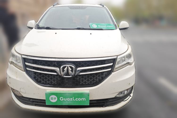 Used BAIC Weiwang M50F 2017 1.3T Luxury Model Front