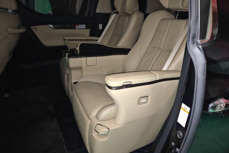 Used Toyota Alphard 2021 Dual-Motor 2.5L Premium Edition Left Rear Seat