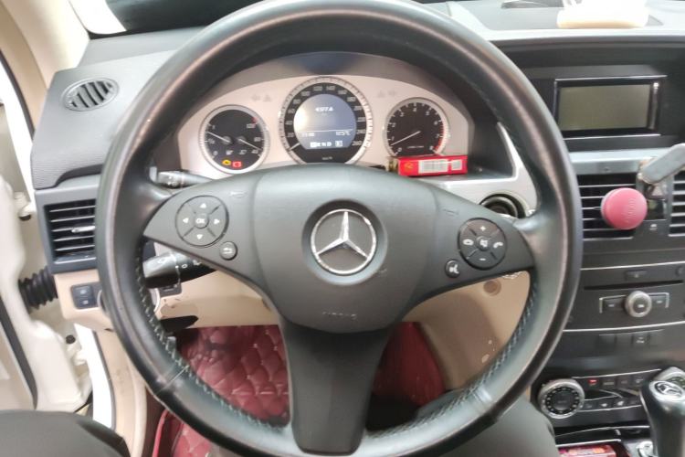 Used Mercedes-Benz GLK-Class 2011 GLK 300 4MATIC Dynamic Model
