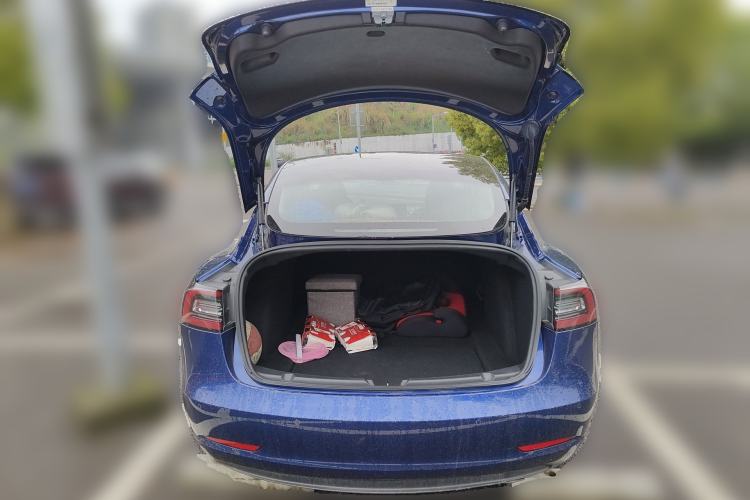 Used Tesla Model 3 2019 Long-Range Rear-Wheel-Drive Version Trunk