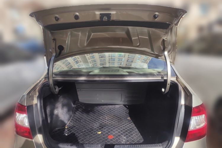 Used Skoda Rapid 2013 1.6L Automatic Smart Selection Model
