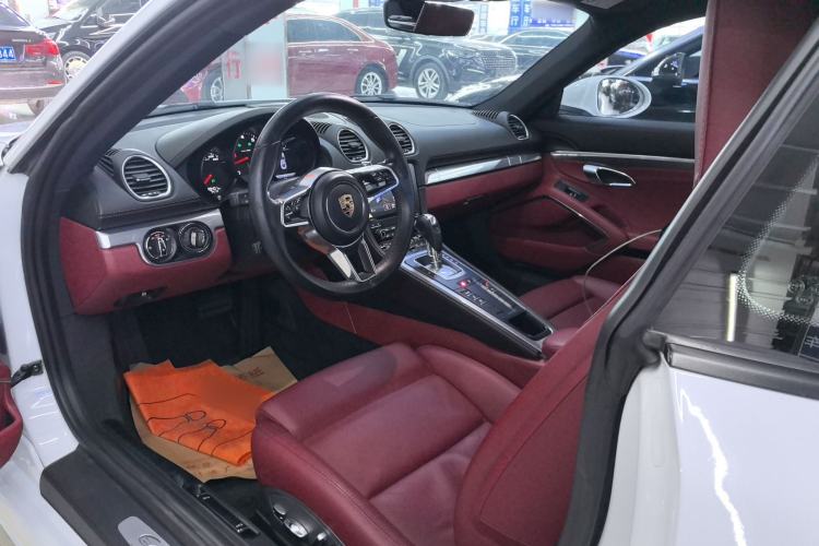 Used Porsche 718 2018 Cayman 2.0T